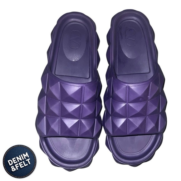 Valentino Garavani Men\'s Maxi Stud Purple Pool Slides | PRELOVED ? main image 11